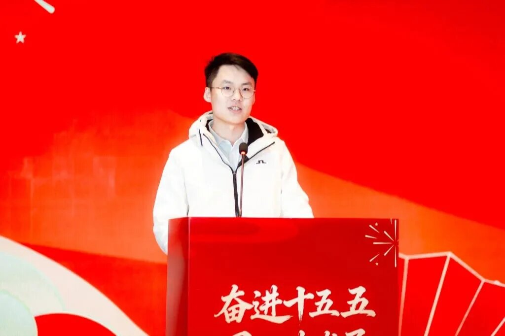 湯程霖：以創(chuàng)新錨定確定性，以實(shí)干扛起時(shí)代擔(dān)當(dāng)